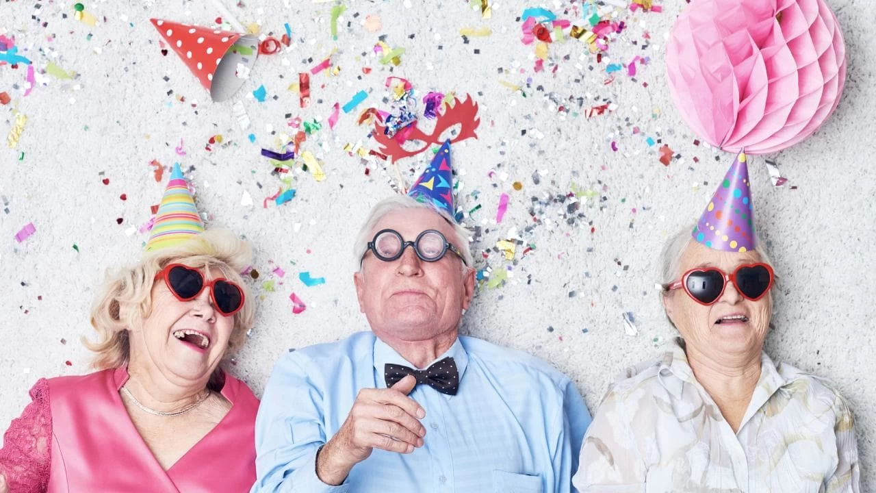 Οι Μαθουσάλες του πλανήτη: Αυτά τα έθνη ζουν περισσότερο από κάθε άλλο λαό